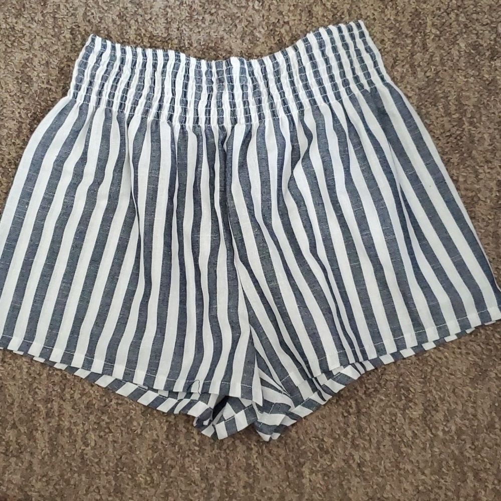 Shein striped shorts size medium